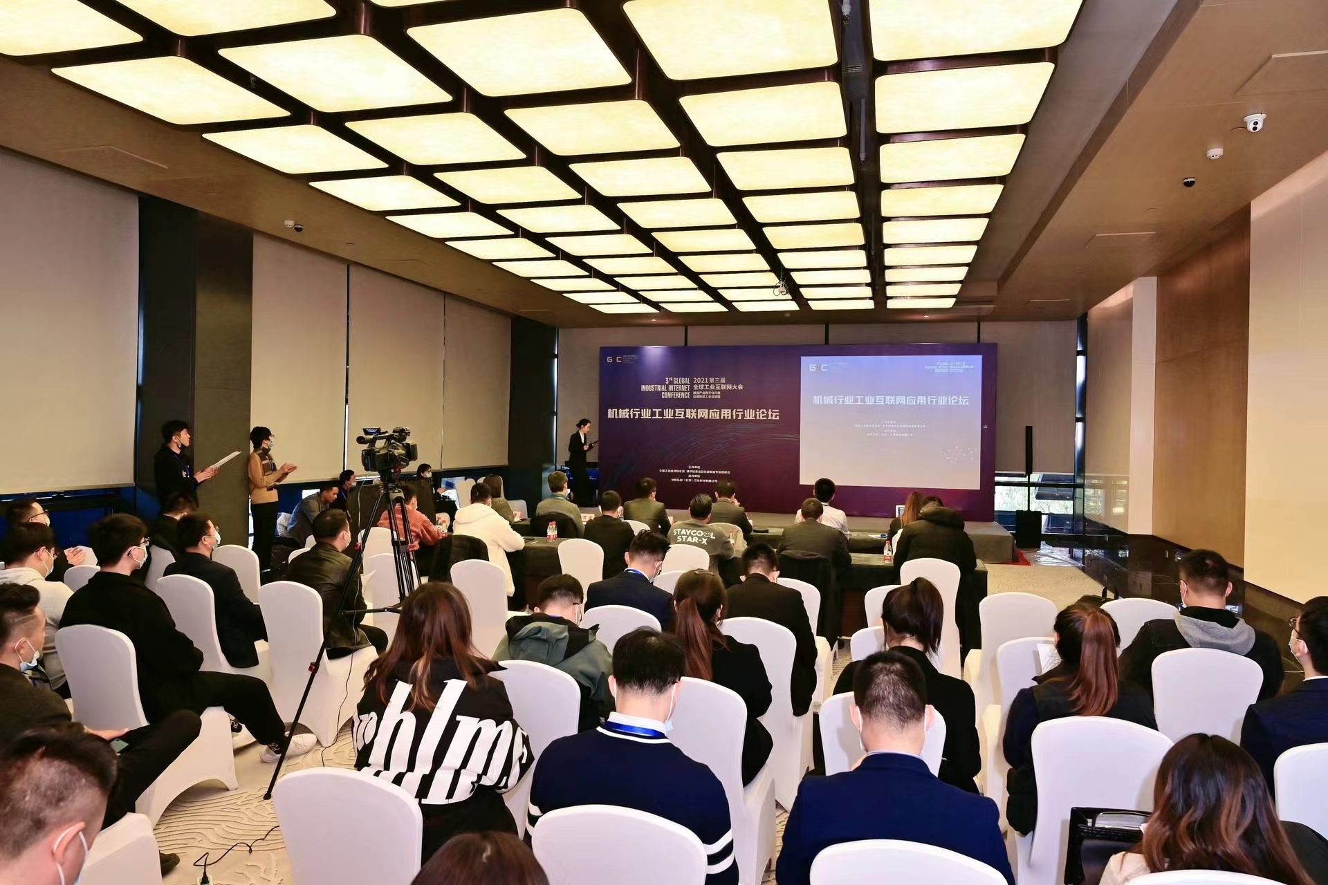 ���ݿ��Ρ��й����ٷ���վ